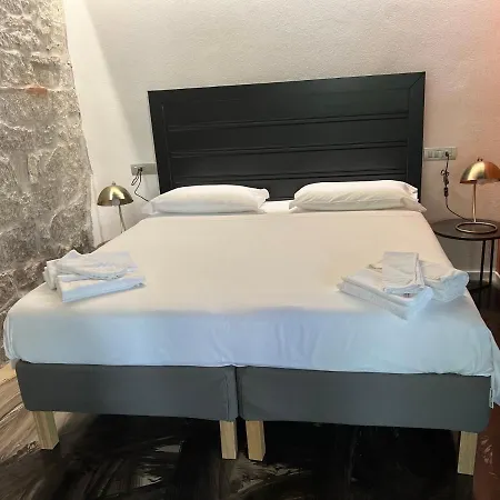 Loft Delizioso Pieno Centro Con Veranda * 托尔托利